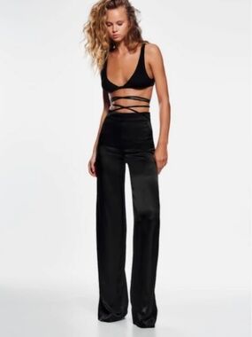 NWT ZARA FULL LENGTH SATIN EFFECT PANTS - SIZE M